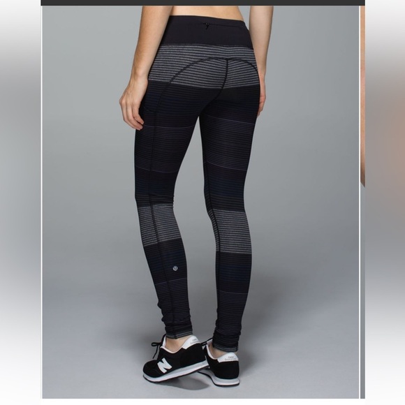 Lululemon Black and Gray Leggings Sz 6 workout 🏋️ 🏃🏻‍♀️ outdoor - Picture 1 of 6